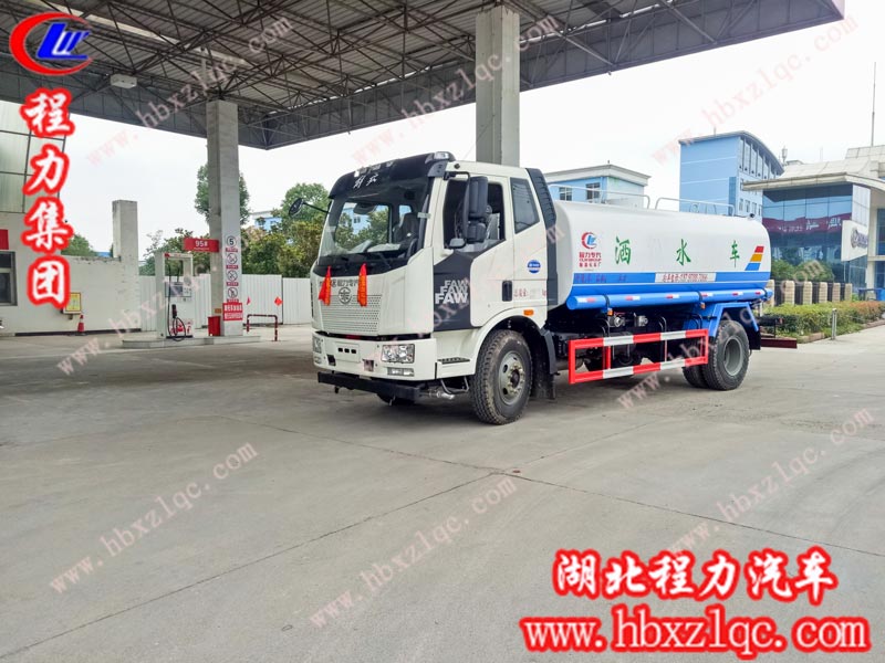 2019/06/27/，胡總在程力集團(tuán)自提一輛14方解放J6灑水車，單號(hào)：25199/70129